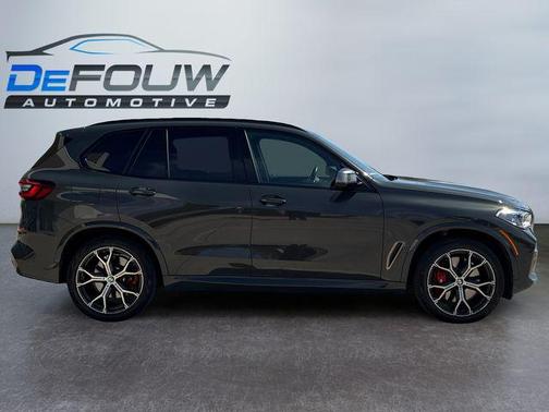 2023 BMW X5 M50i