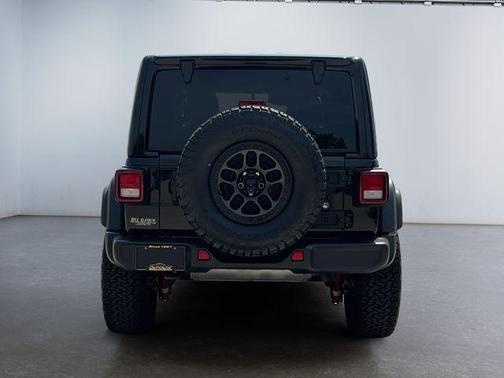 2022 Jeep Wrangler Unlimited High Tide 4x4