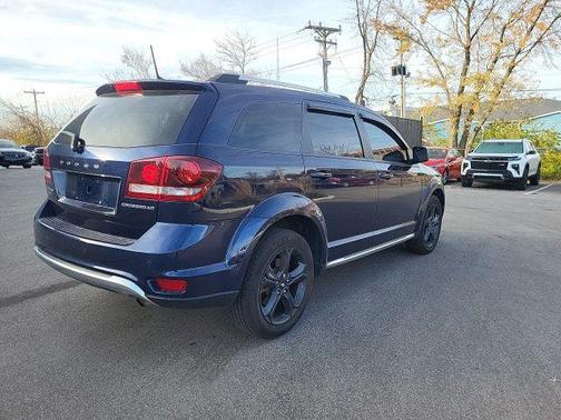 2020 Dodge Journey Crossroad