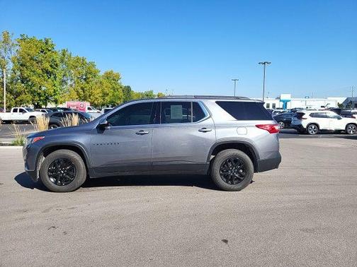 2020 Chevrolet Traverse LT Cloth