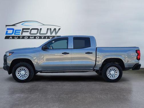 2025 Chevrolet Colorado WT