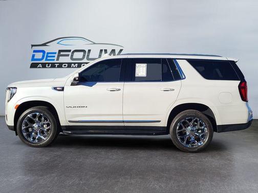 2023 GMC Yukon SLT