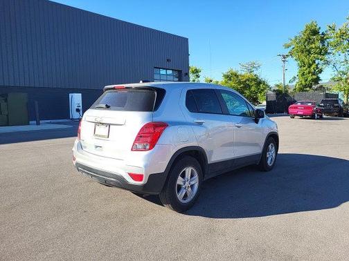 2022 Chevrolet Trax LS
