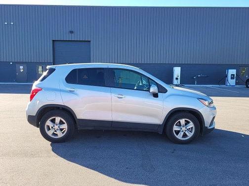 2022 Chevrolet Trax LS