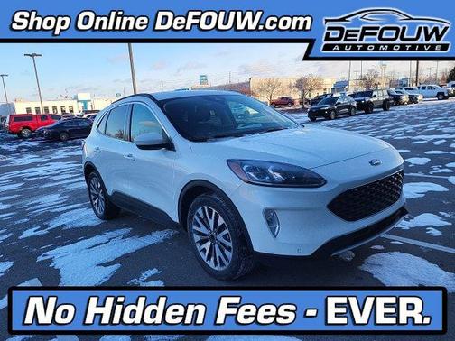 2022 Ford Escape Titanium