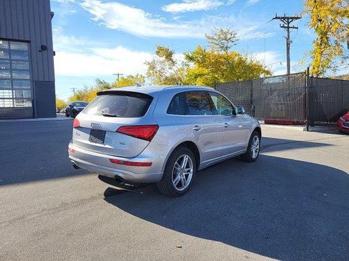 2016 Audi Q5 2.0T Premium Plus