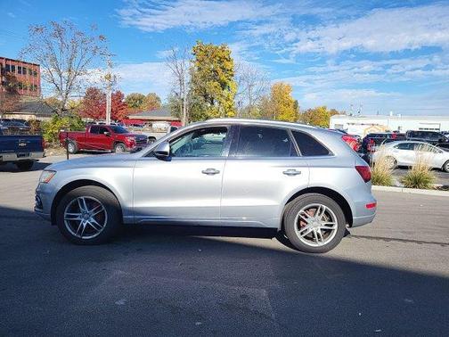 2016 Audi Q5 2.0T Premium Plus