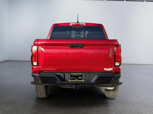 2025 Chevrolet Colorado WT