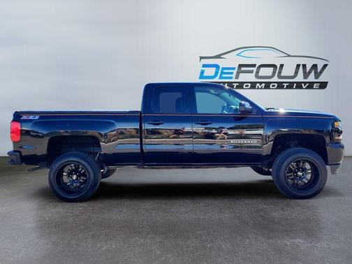 2017 Chevrolet Silverado 1500 2LT
