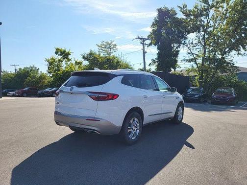 2021 Buick Enclave AWD Essence