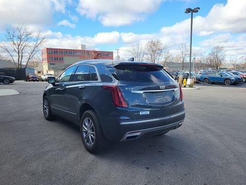 2021 Cadillac XT5 Premium Luxury