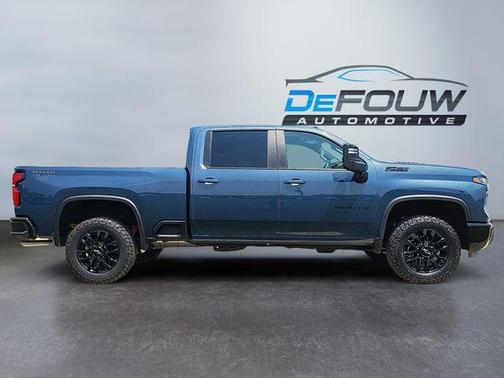 2025 Chevrolet Silverado 2500 LT