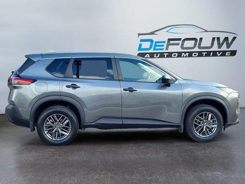2021 Nissan Rogue S