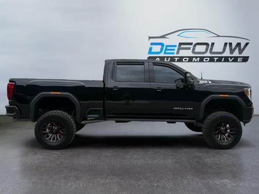 Onyx Black 2021 GMC Sierra 2500 AT4
