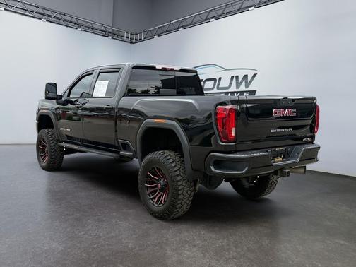 Onyx Black 2021 GMC Sierra 2500 AT4