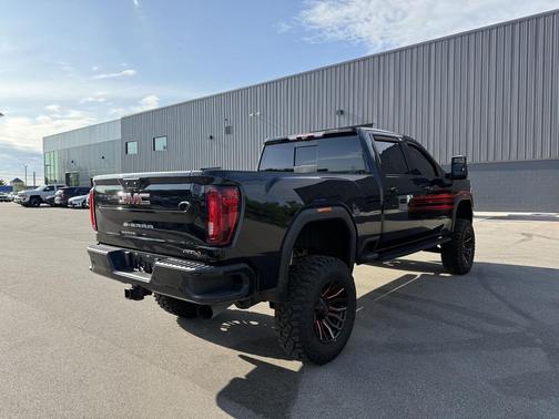 Onyx Black 2021 GMC Sierra 2500 AT4