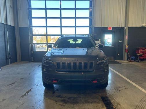 2022 Jeep Cherokee Trailhawk