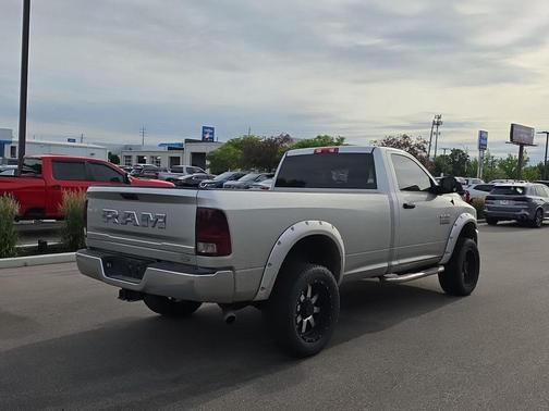 Bright Silver Metallic Clearcoat 2016 RAM 2500 Tradesman
