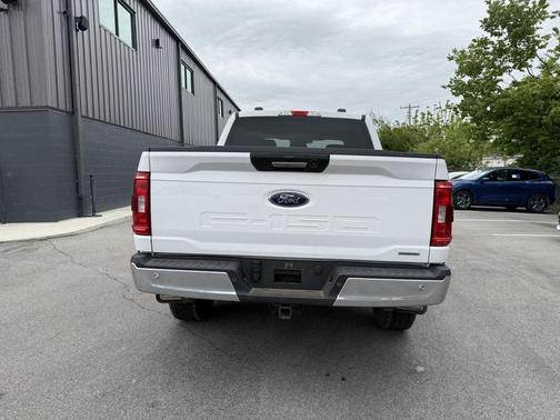 Oxford White 2021 Ford F-150 XLT