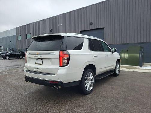 2022 Chevrolet Tahoe 4WD High Country