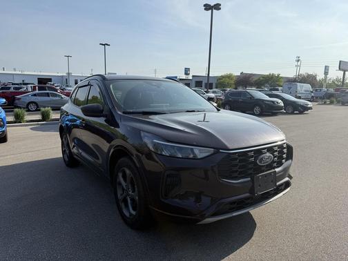 Cinnabar Red Metallic Premium Colorant 2023 Ford Escape ST-Line