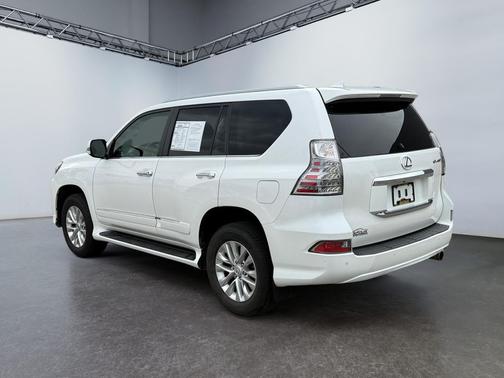 Starfire Pearl 2017 Lexus GX 460 Base