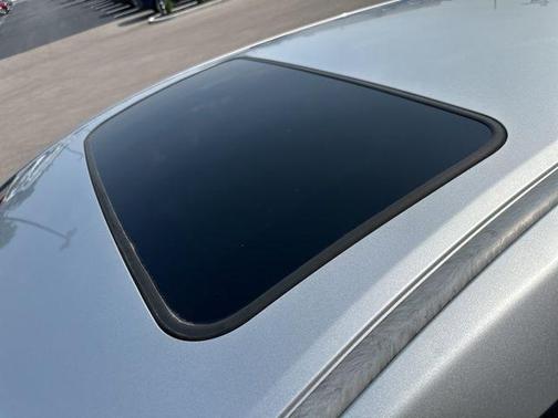 2009 Pontiac Vibe Base