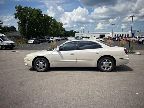 2003 Oldsmobile Aurora 4.0