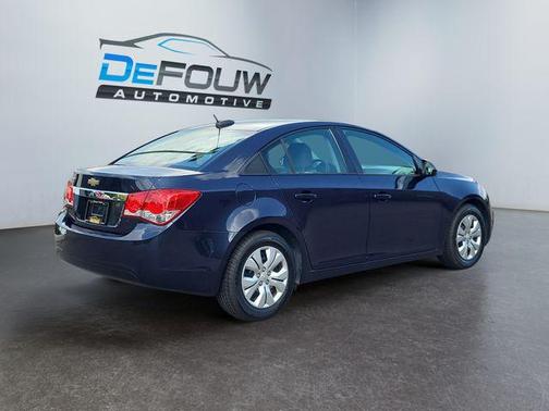 2015 Chevrolet Cruze LS