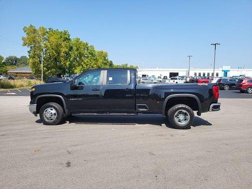 2024 Chevrolet Silverado 3500 LT
