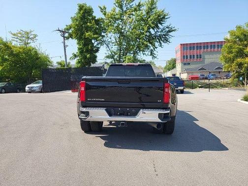 2024 Chevrolet Silverado 3500 LT