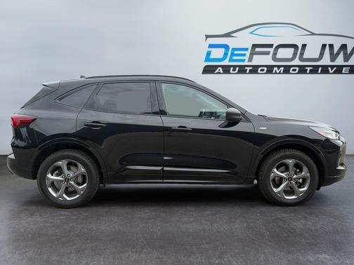 Agate Black 2023 Ford Escape ST-Line
