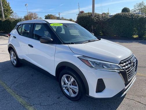 2022 Nissan Kicks S