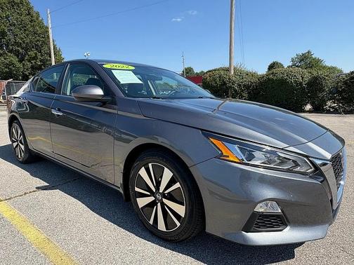 2022 Nissan Altima 2.5 SV