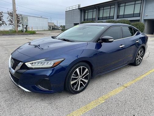 2021 Nissan Maxima SV