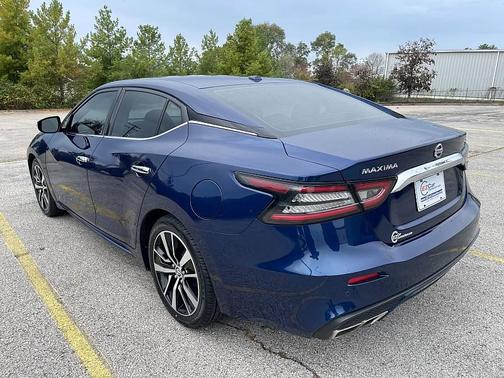 2021 Nissan Maxima SV