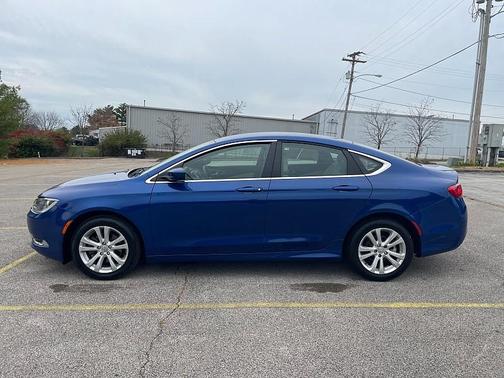2015 Chrysler 200 Limited