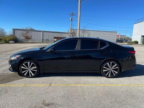 2020 Nissan Altima 2.5 SR