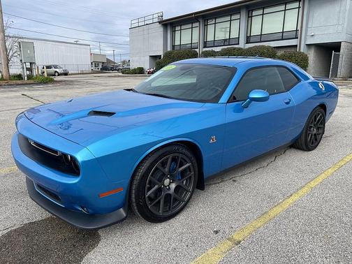 2016 Dodge Challenger R/T Scat Pack