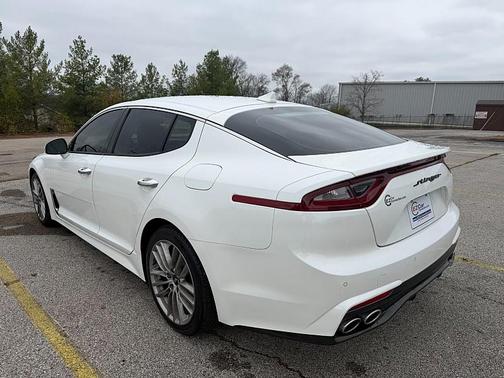 2018 Kia Stinger Base