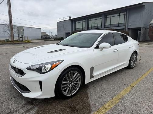 2018 Kia Stinger Base