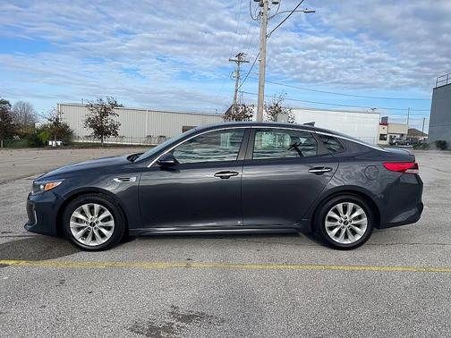 2018 Kia Optima S