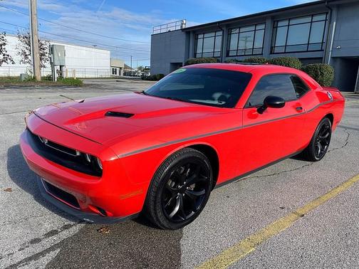 2016 Dodge Challenger SXT