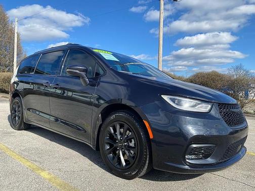 2021 Chrysler Pacifica Touring