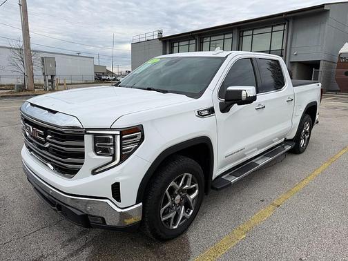 2022 GMC Sierra 1500 SLT