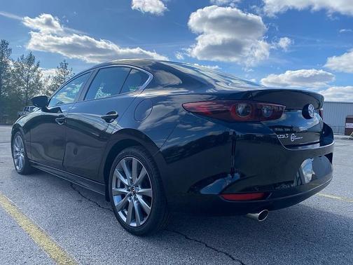 2023 Mazda Mazda3 FWD w/Select Package