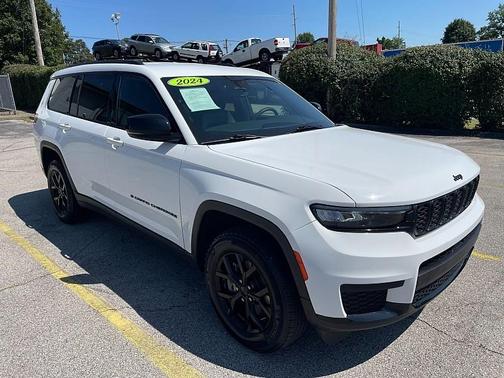 2024 Jeep Grand Cherokee L Laredo
