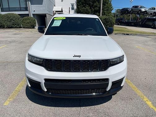 2024 Jeep Grand Cherokee L Laredo