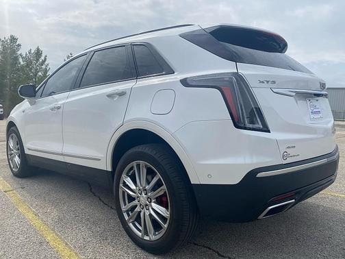 2023 Cadillac XT5 Sport
