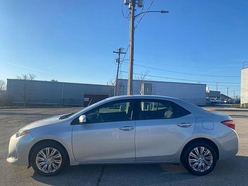 2019 Toyota Corolla LE